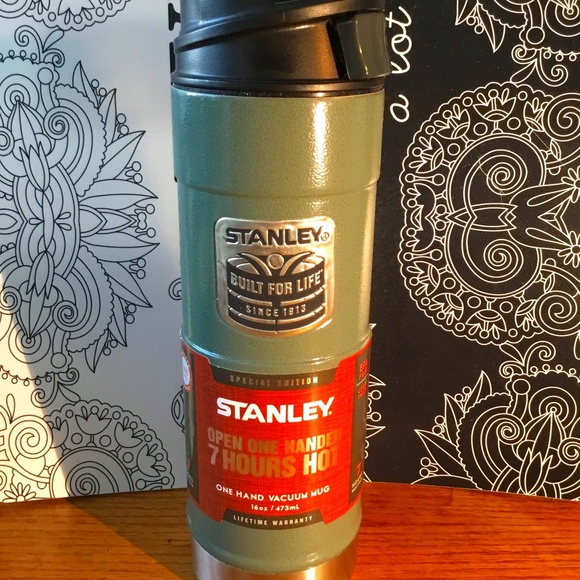 Stanley Other - Stanley one hand vacuum mug 16 oz==travel trembler== new